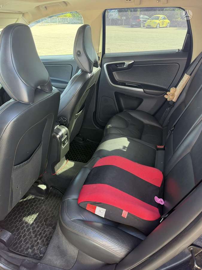 Volvo XC60 - 12