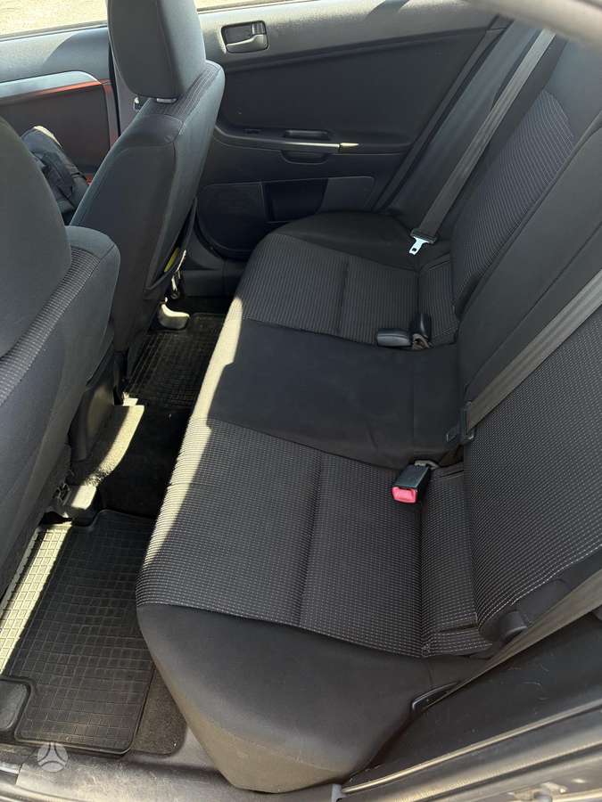 Mitsubishi Lancer, 1.8 l., hatchback