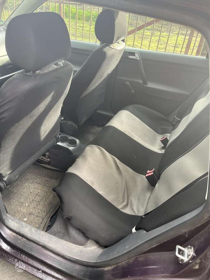 Volkswagen Polo - 5