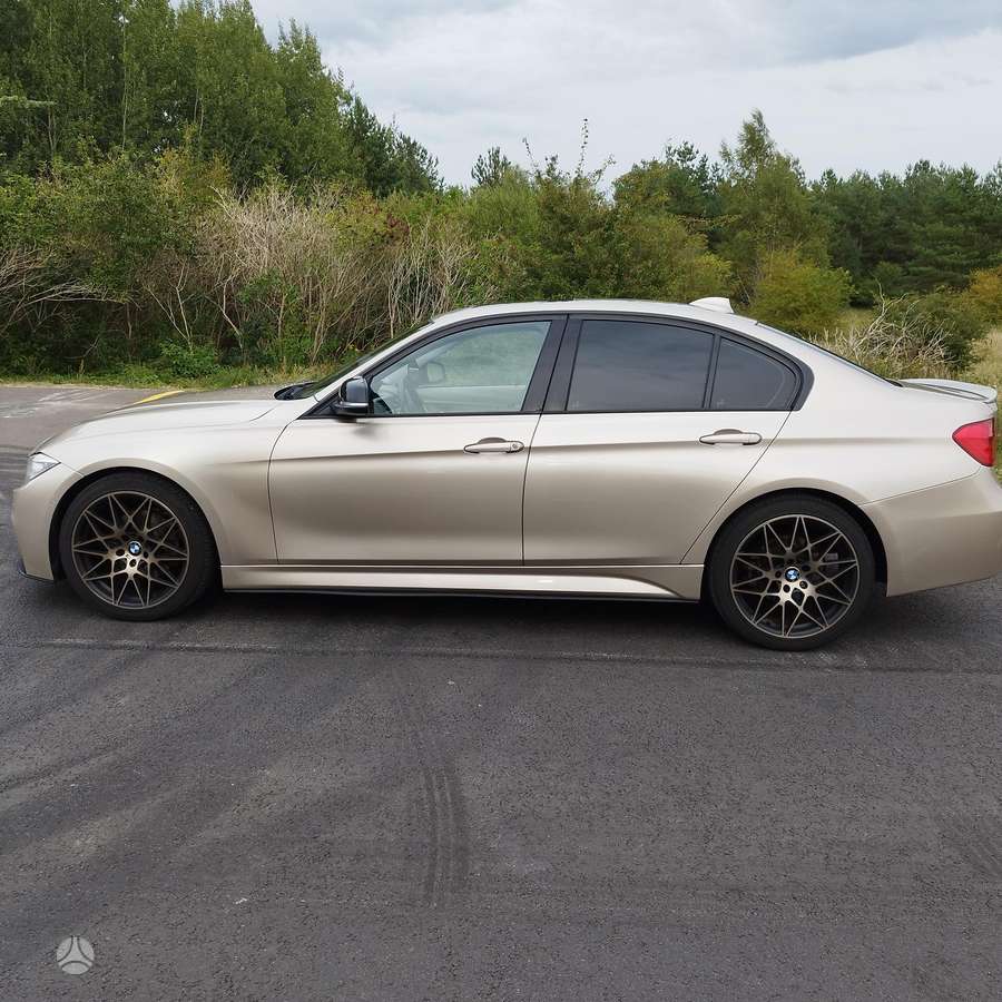 BMW 328, 2.0 l., Седан