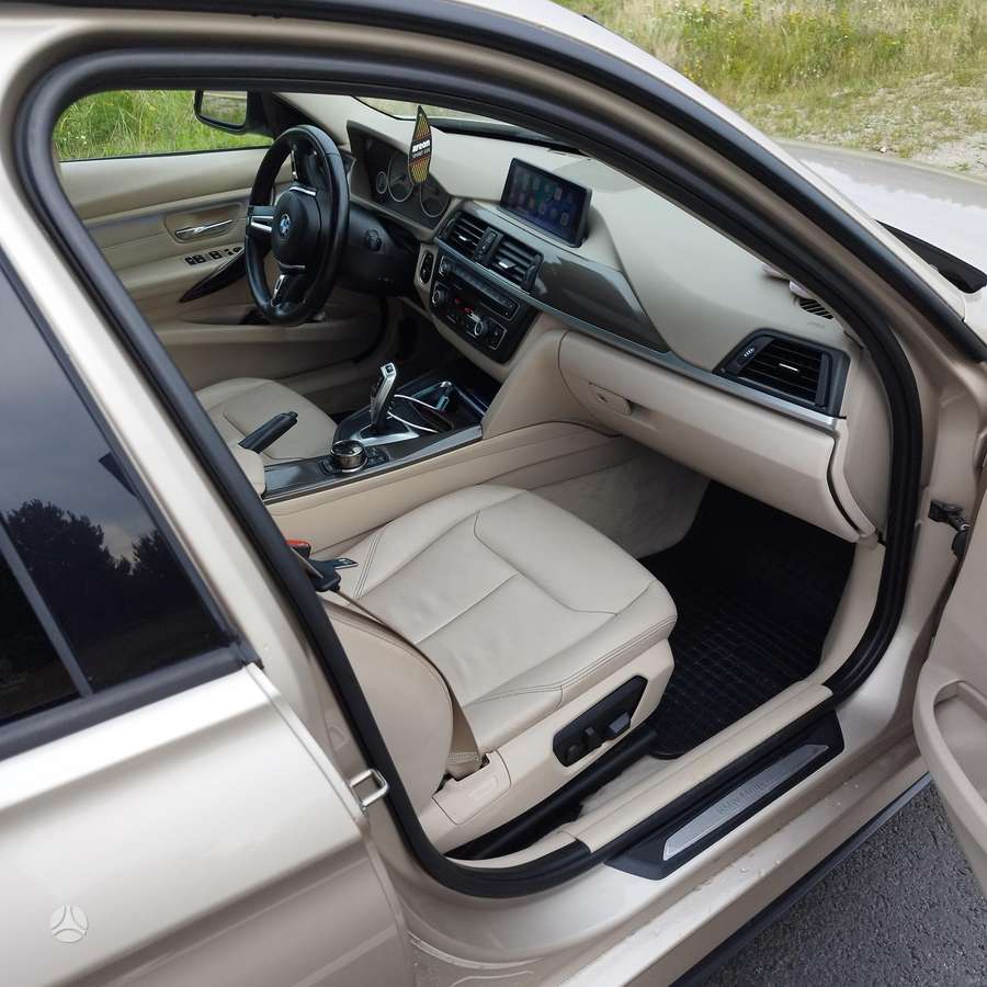BMW 328, 2.0 l., Седан