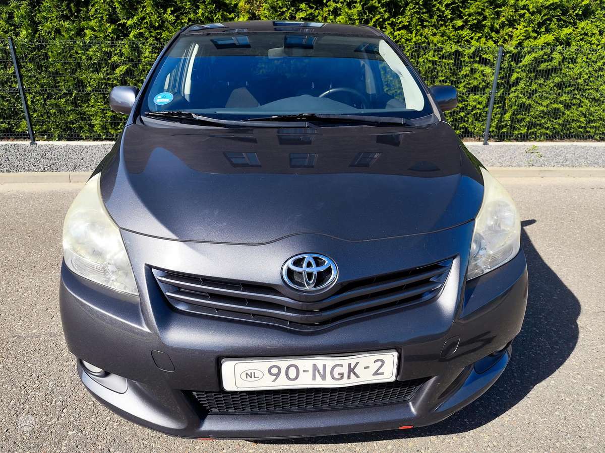 Toyota Verso - 4