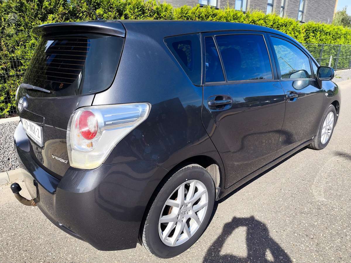 Toyota Verso - 11