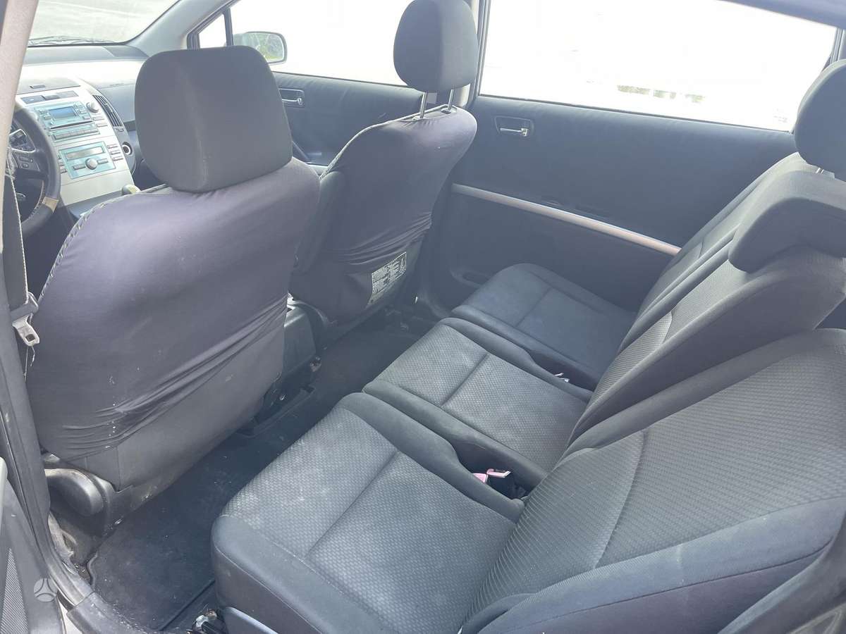 Toyota Corolla Verso - 7