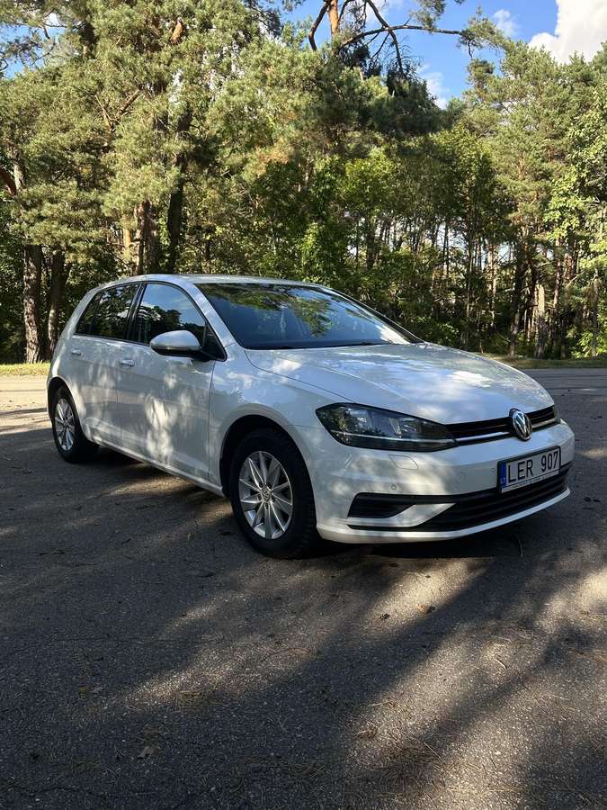 Volkswagen Golf - 4