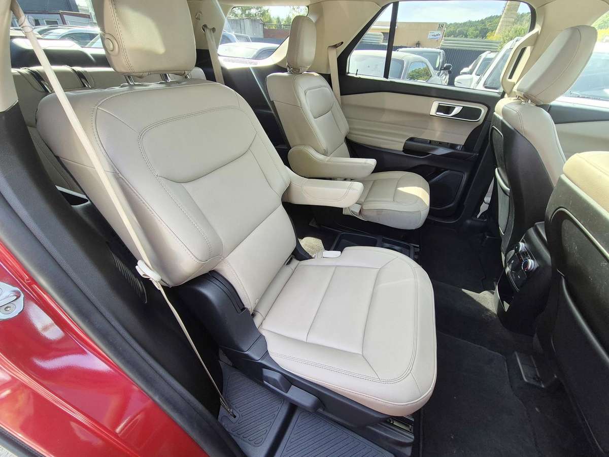 Ford Explorer, 2.3 l., off-road / crossover