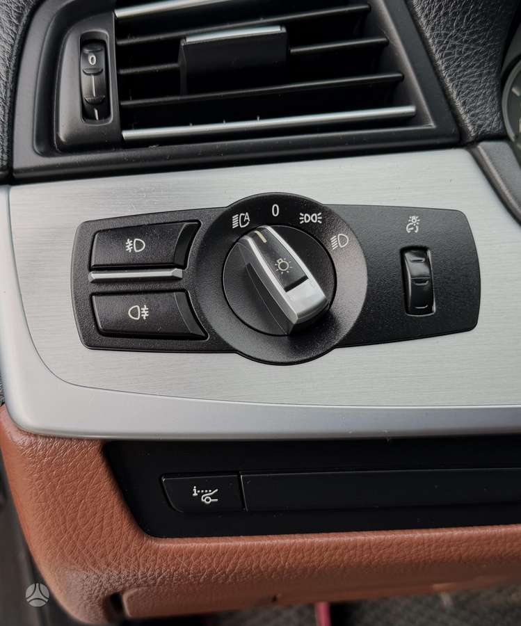 BMW 520, 2.0 l., universalas