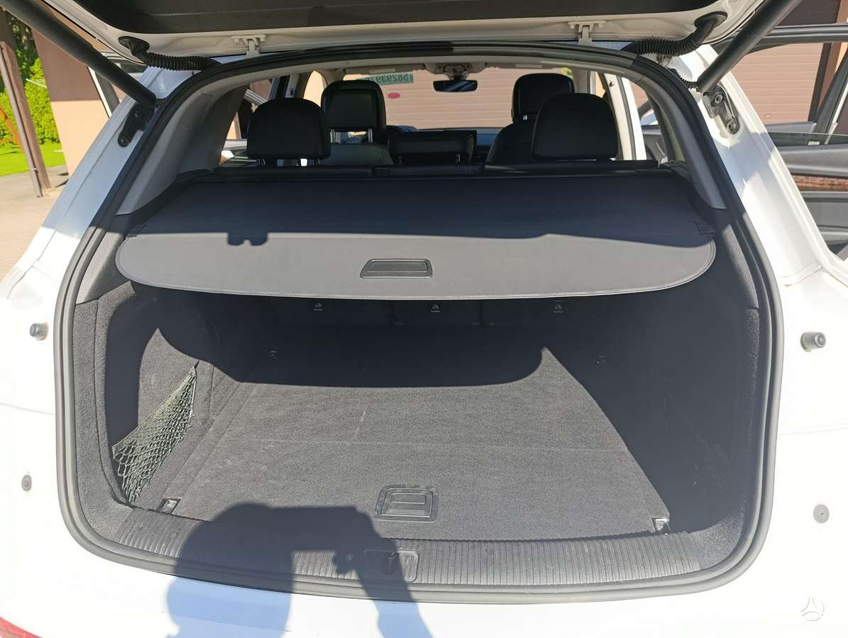 Audi Q5, 2.0 l., Внедорожник / Кроссовер