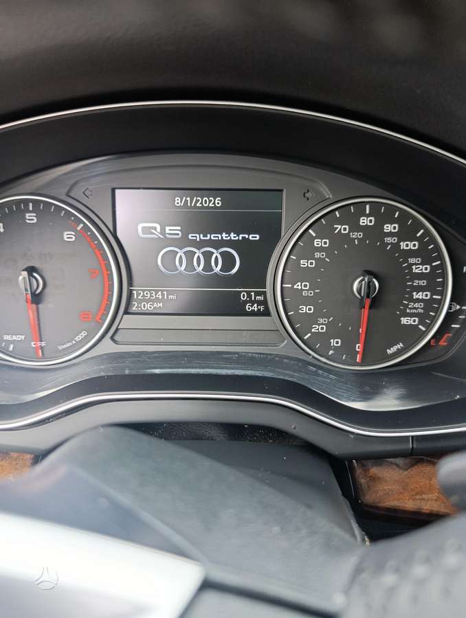 Audi Q5, 2.0 l., Внедорожник / Кроссовер