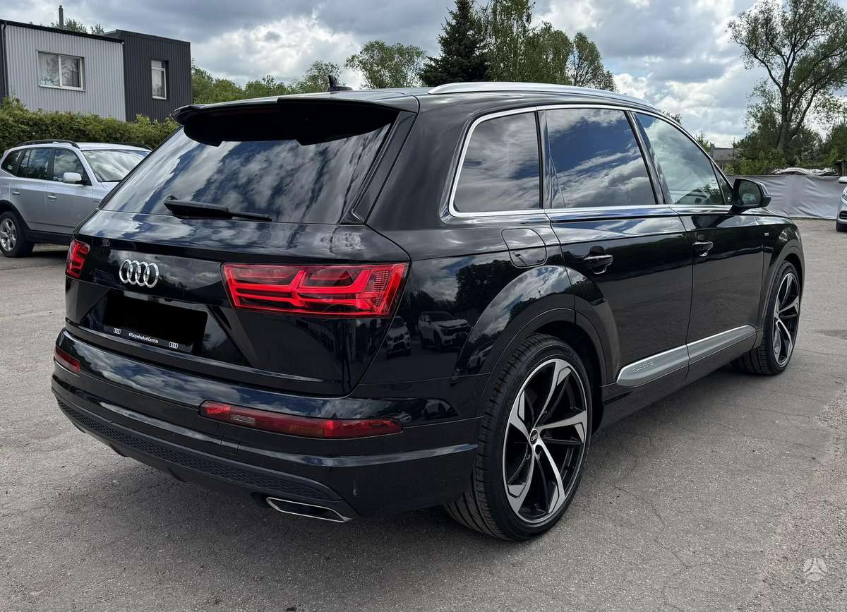 Audi Q7, 3.0 l., Внедорожник / Кроссовер