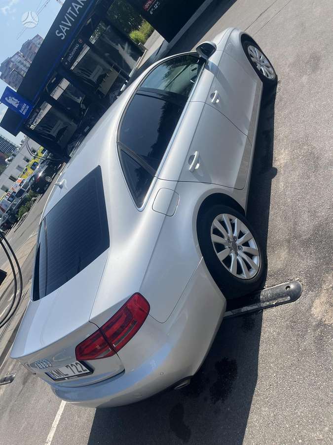 Audi A4, 3.0 l., Седан
