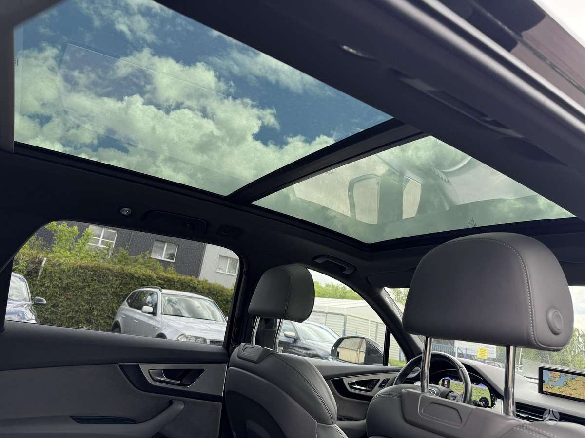 Audi Q7, 3.0 l., Внедорожник / Кроссовер