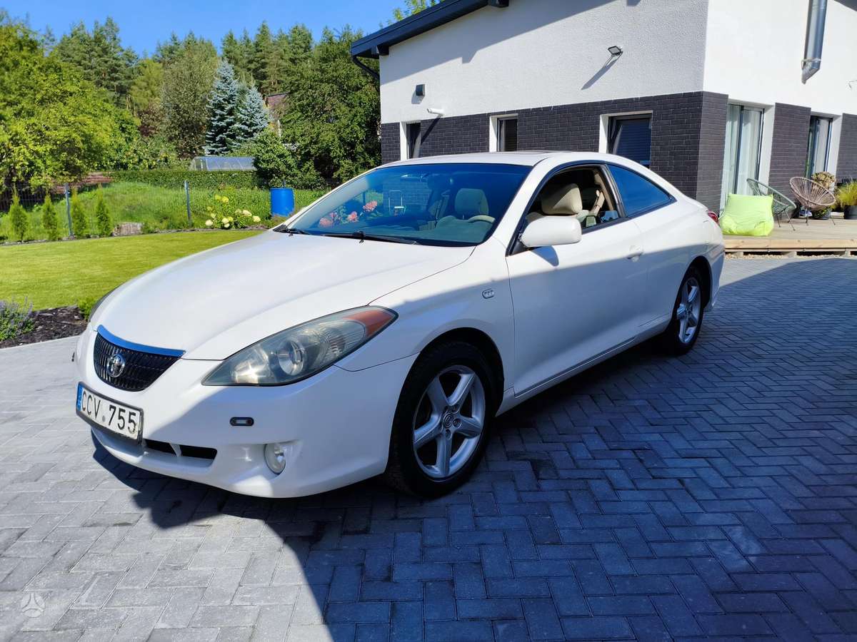Toyota Camry - 6