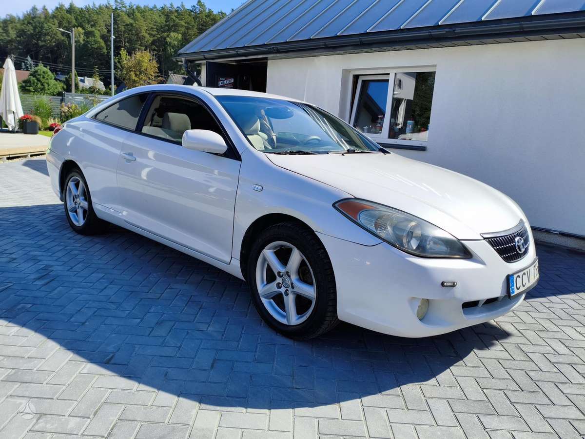 Toyota Camry - 7