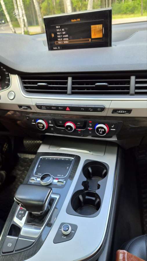 Audi Q7, 3.0 l., Внедорожник / Кроссовер