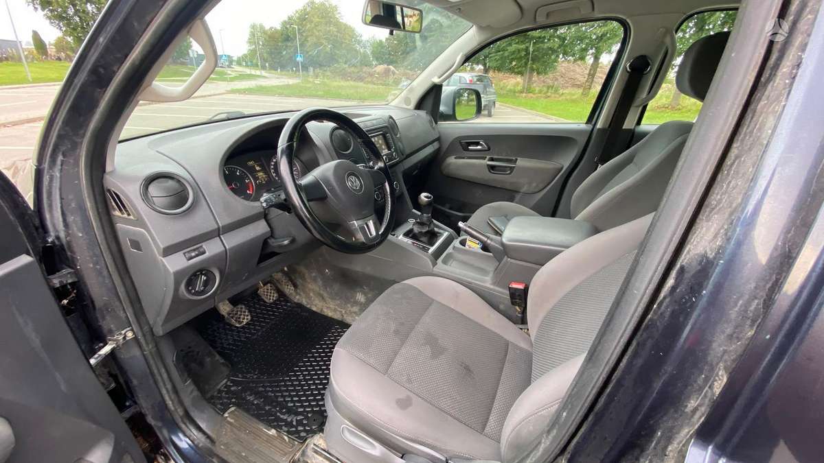 Volkswagen Amarok - 9