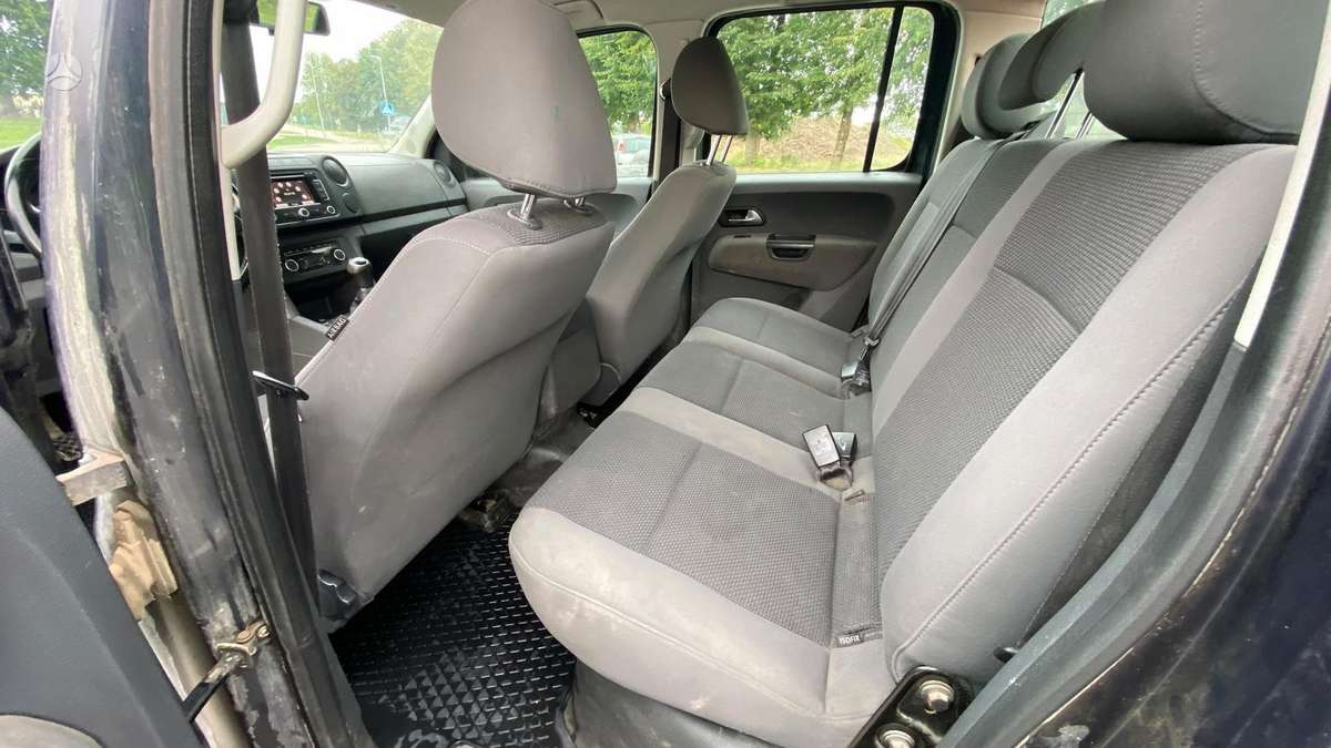 Volkswagen Amarok - 10