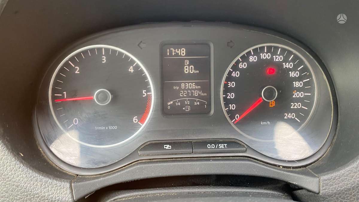 Volkswagen Amarok - 11