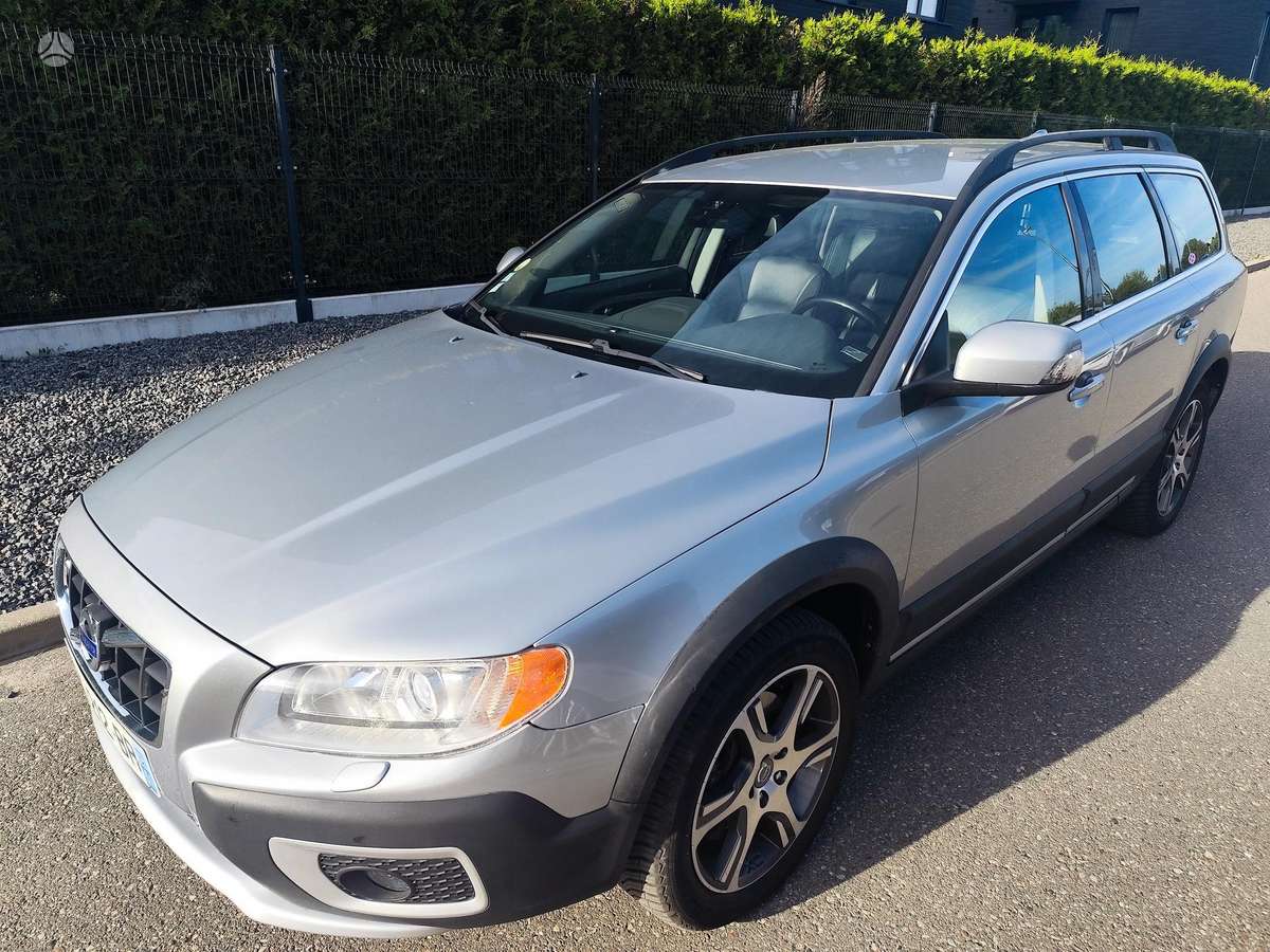 Volvo XC70, 2.4 l., Универсал
