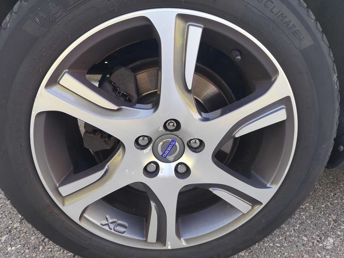 Volvo XC70, 2.4 l., Универсал