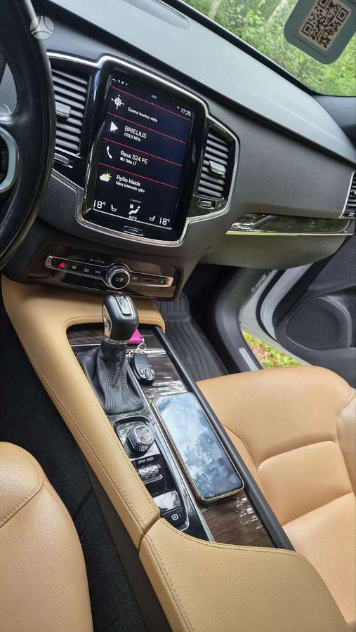 Volvo XC90 - 7