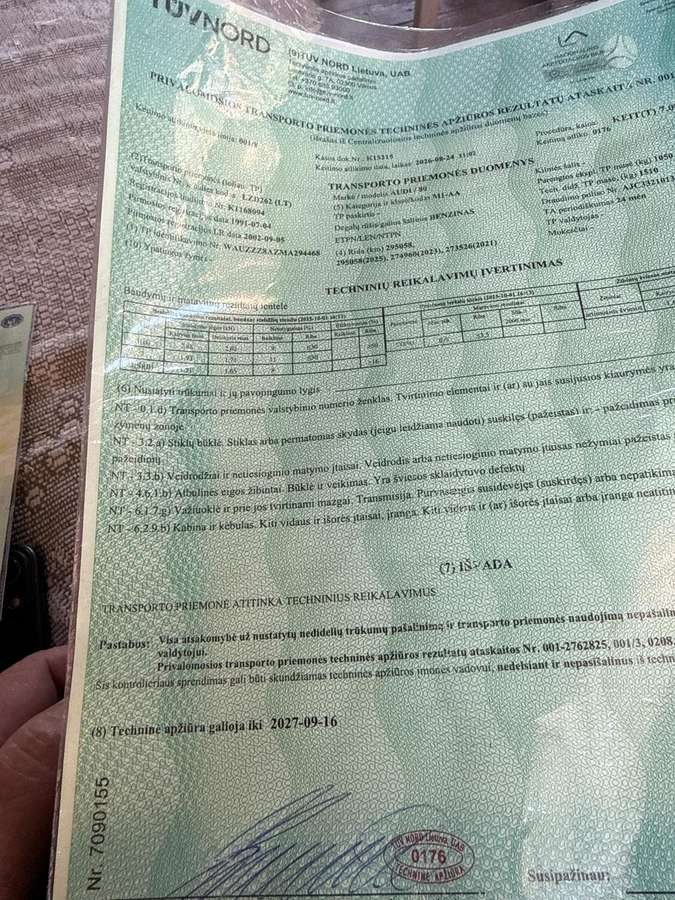 Audi 80, 1.8 l., Седан