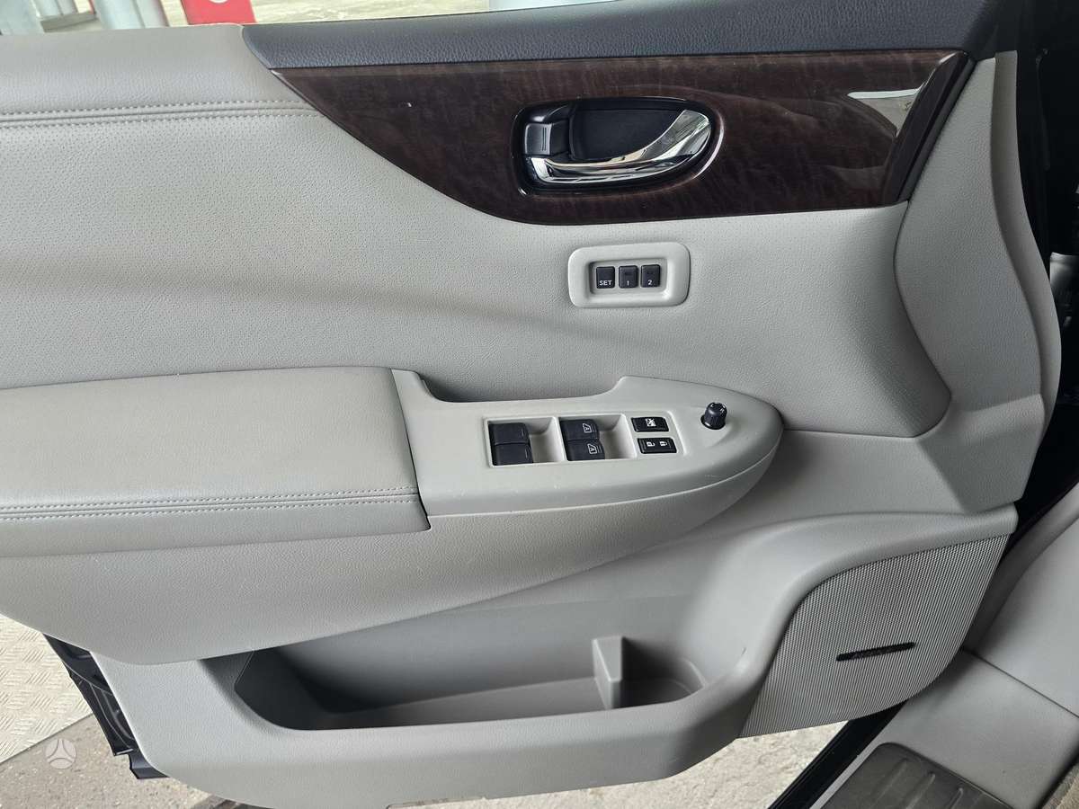 Nissan Quest, 3.5 l., mpv / minivan
