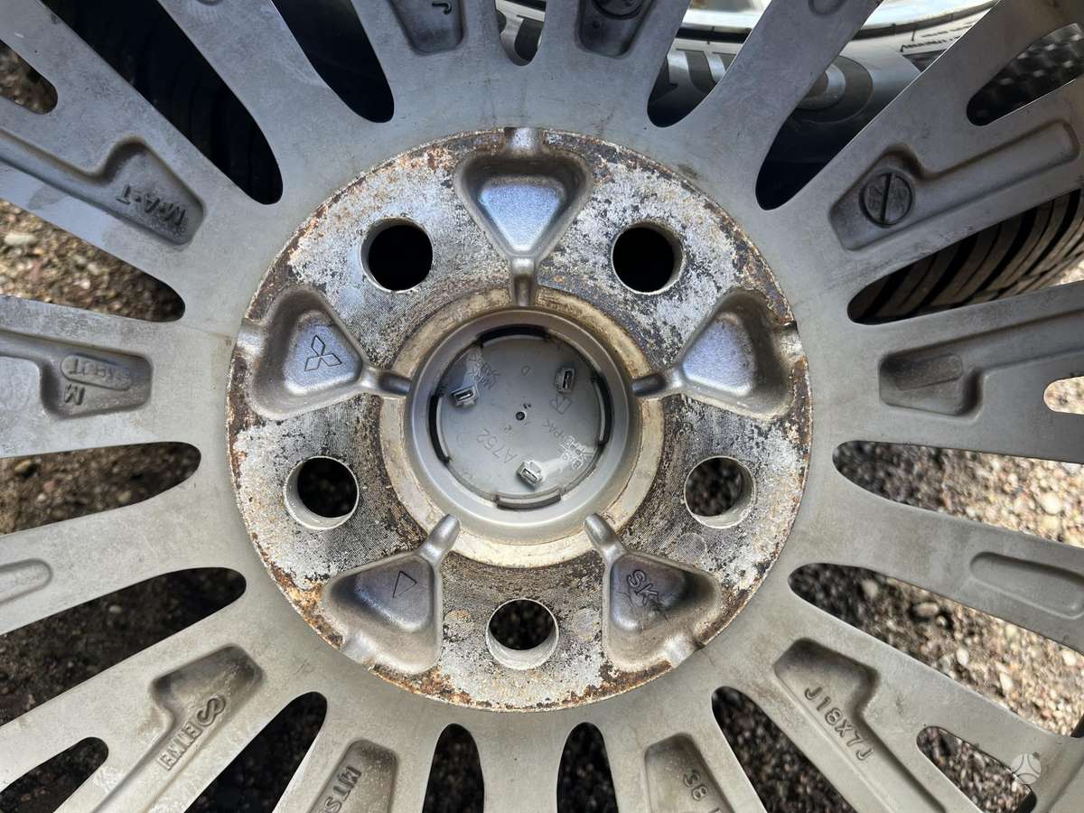 Mitsubishi, lengvojo lydinio, R18