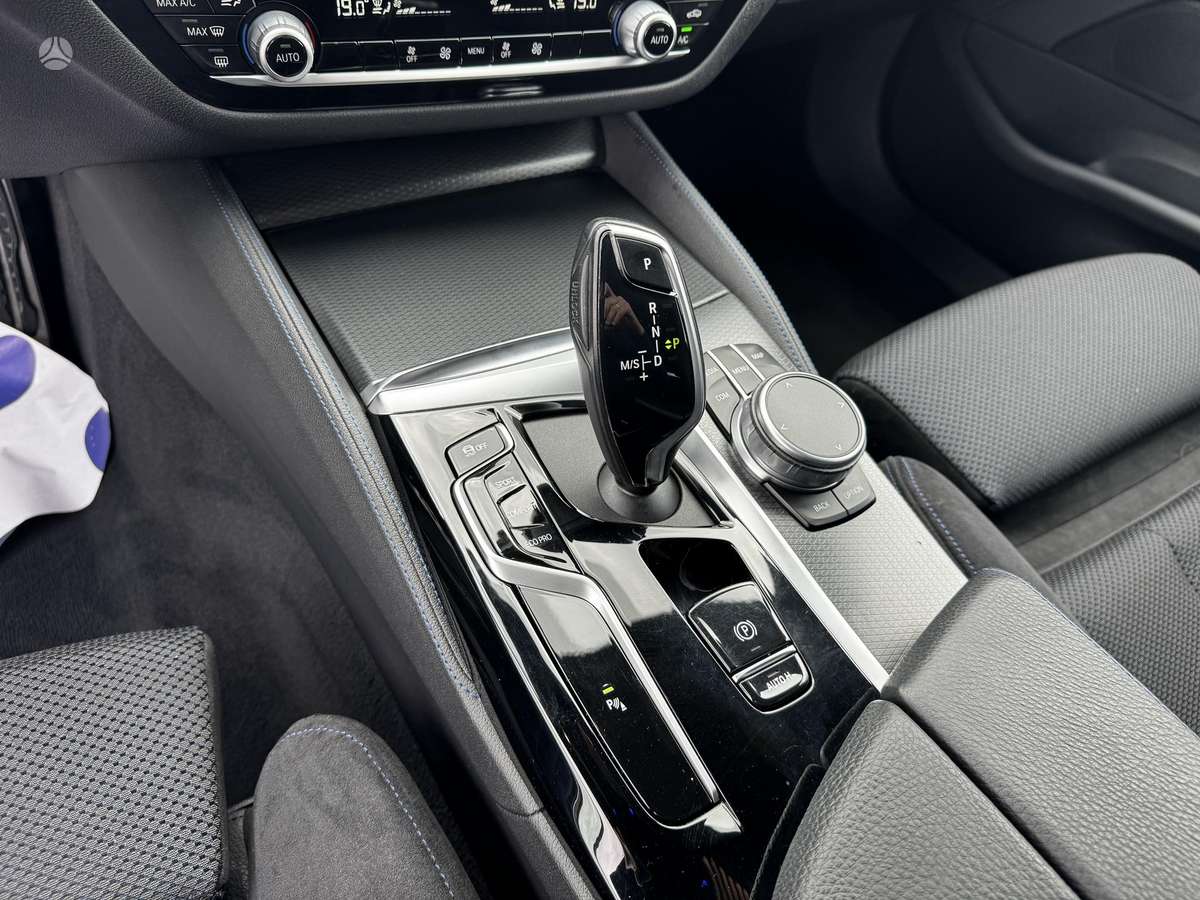 BMW 520, 2.0 l., wagon