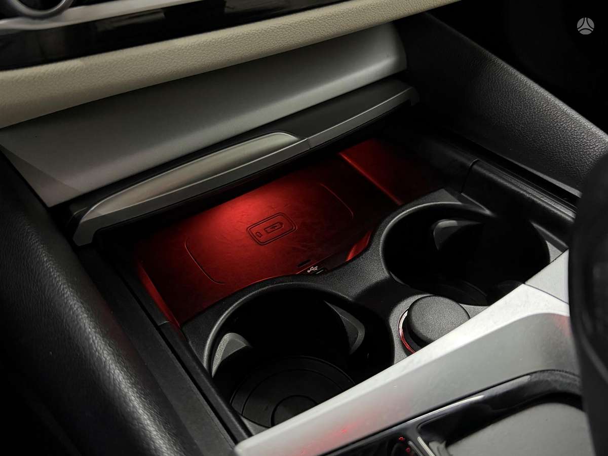 BMW 520, 2.0 l., sedanas