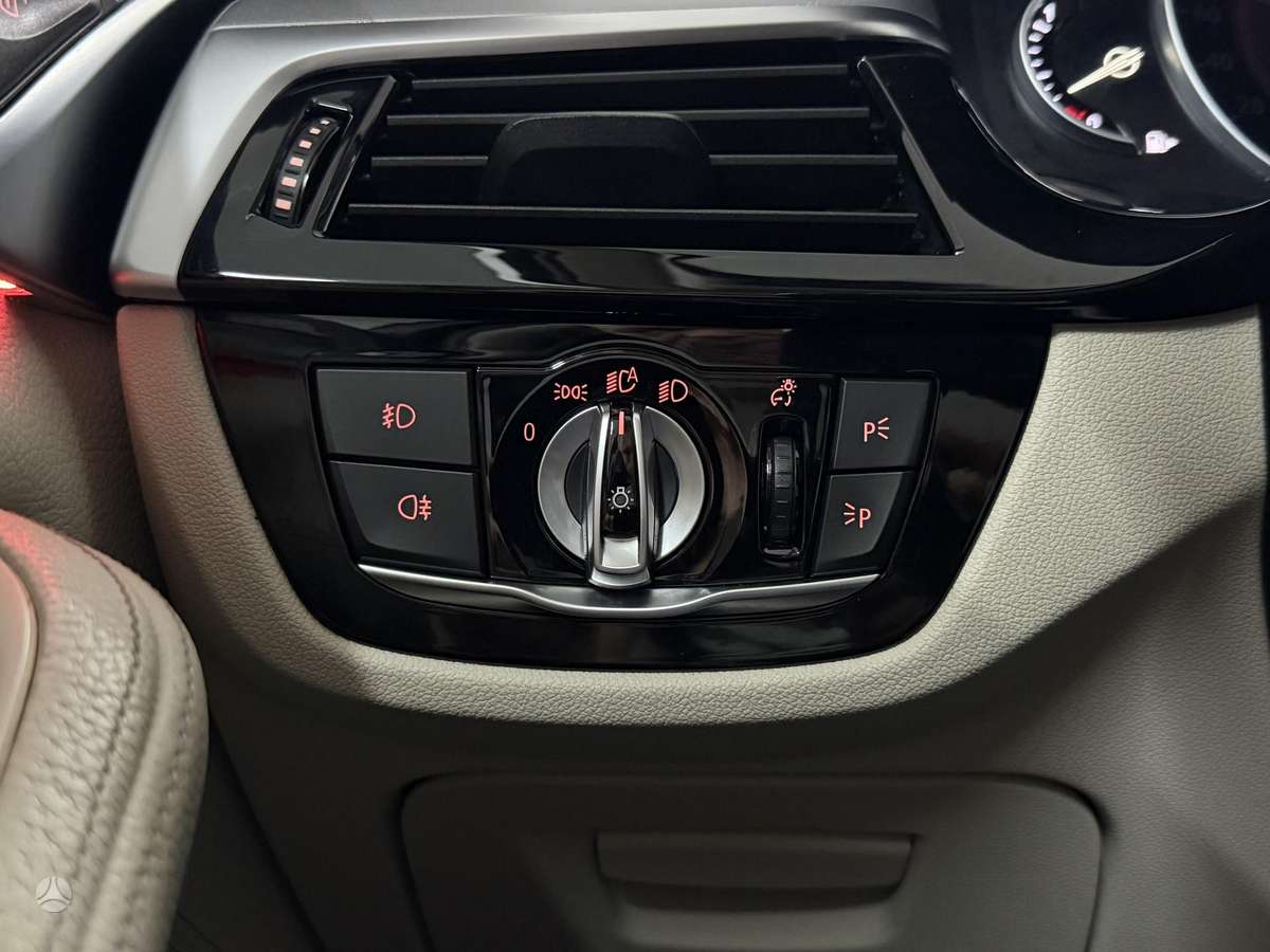 BMW 520, 2.0 l., sedanas