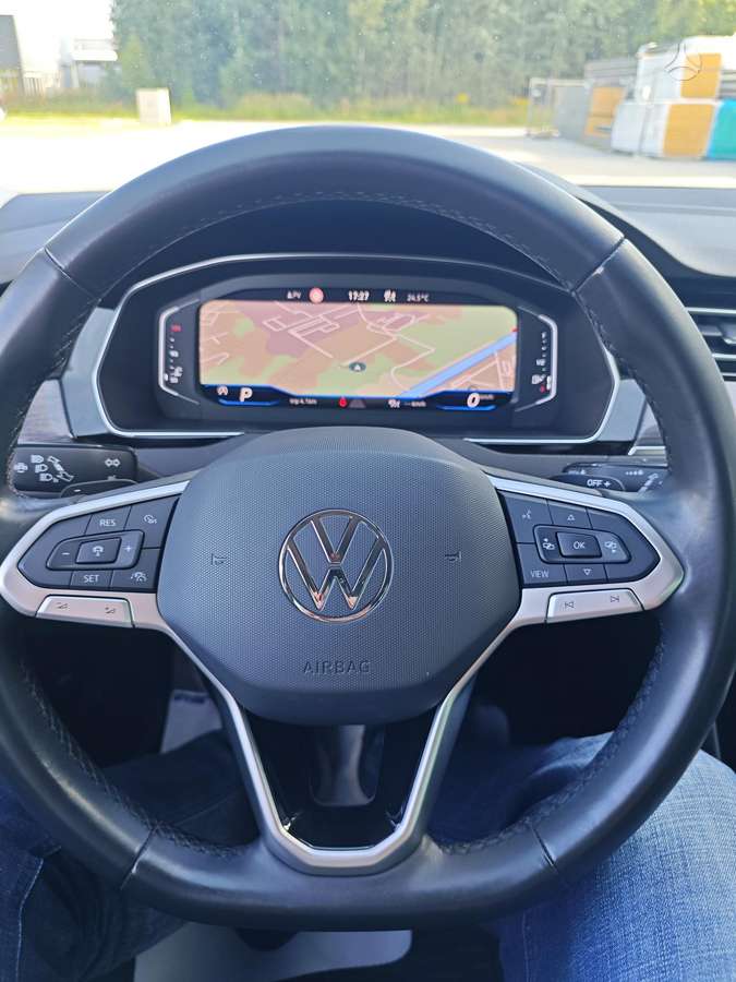 Volkswagen Passat - 3