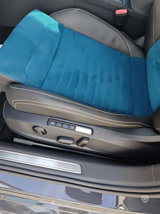 Volkswagen Passat - 5