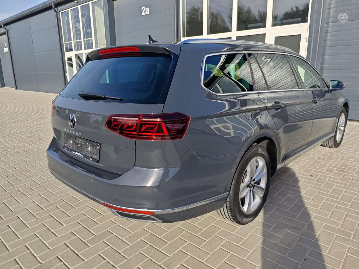 Volkswagen Passat - 9
