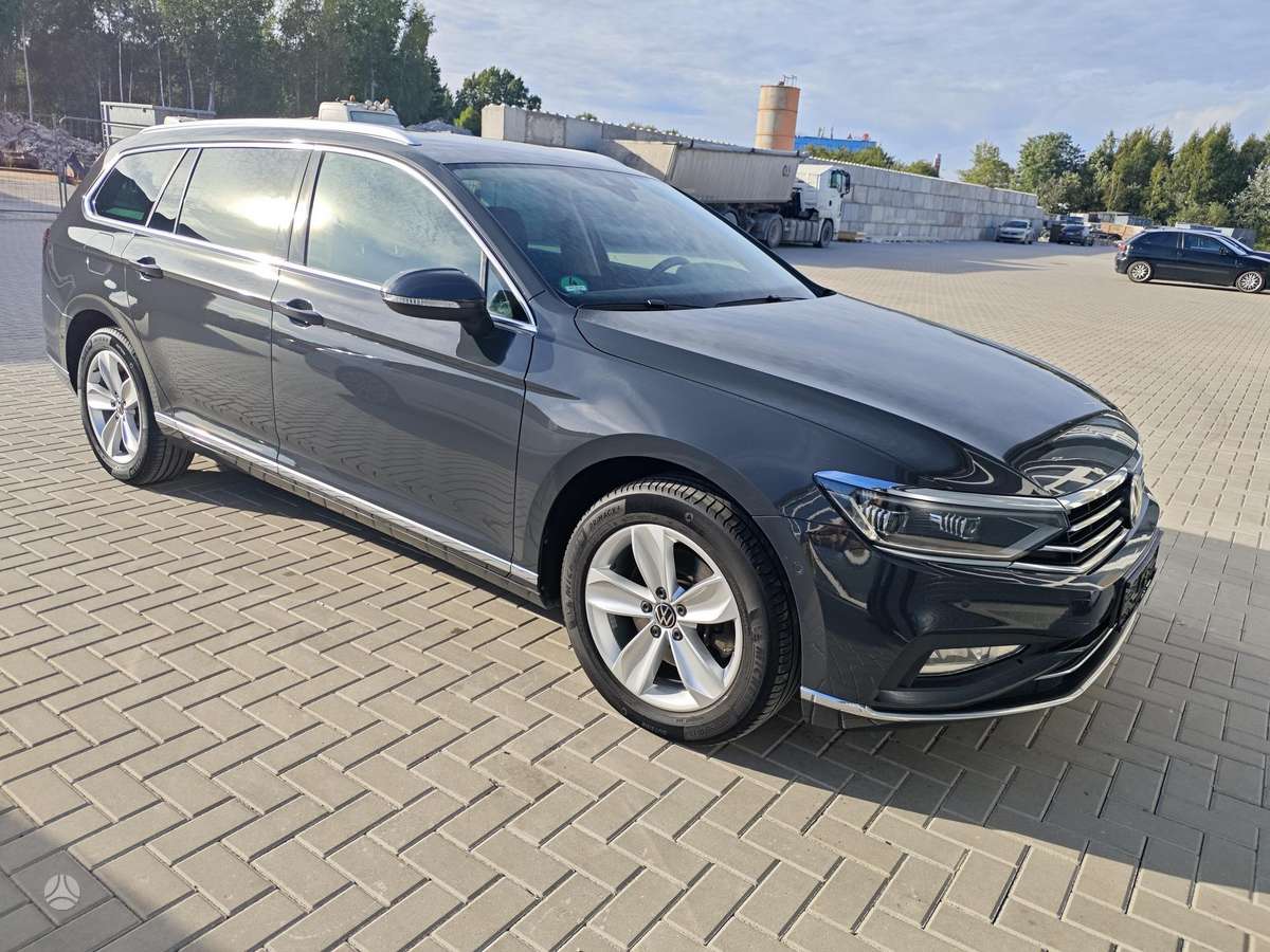 Volkswagen Passat - 11