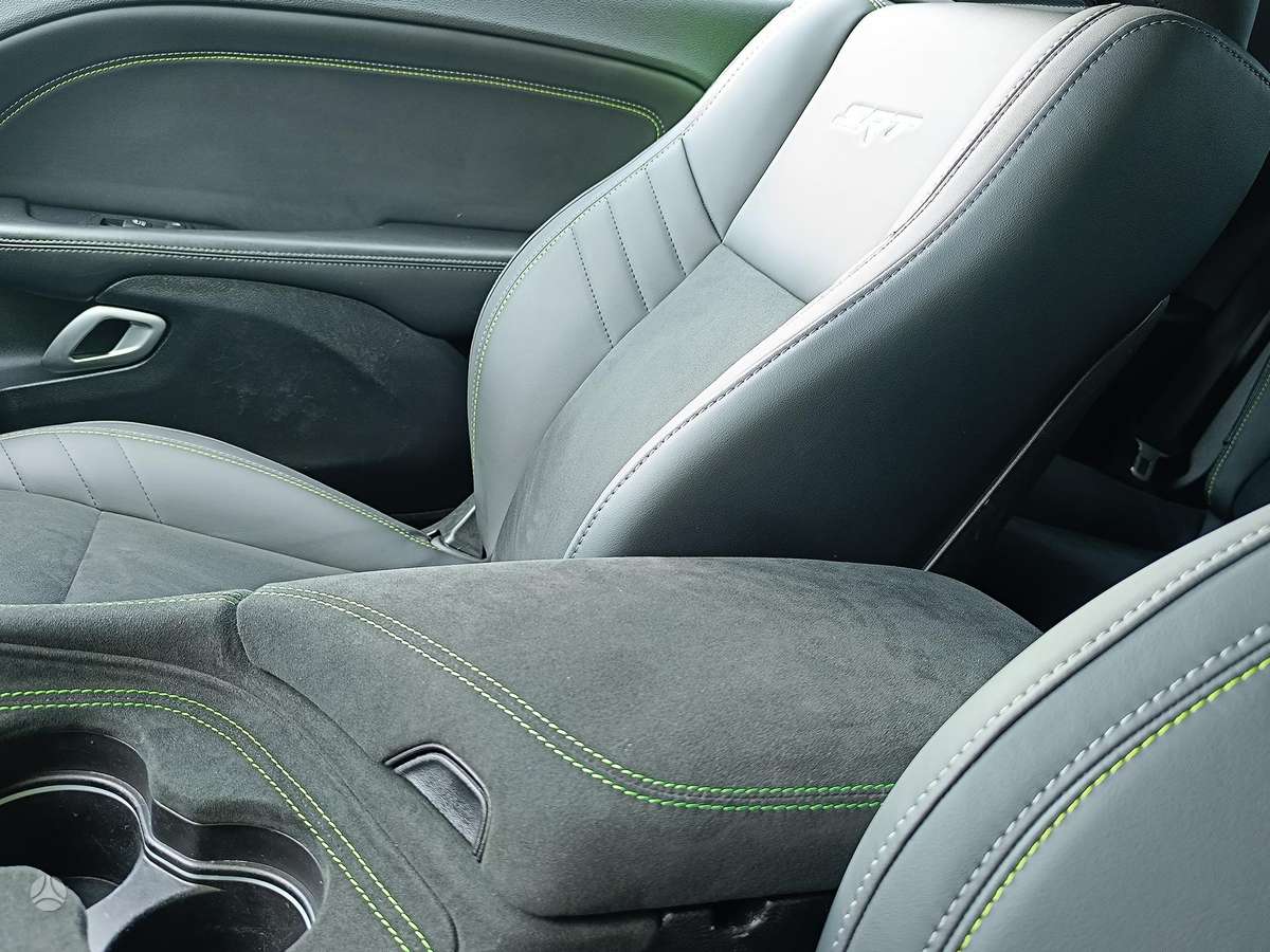 Dodge Challenger, 5.7 l., coupe
