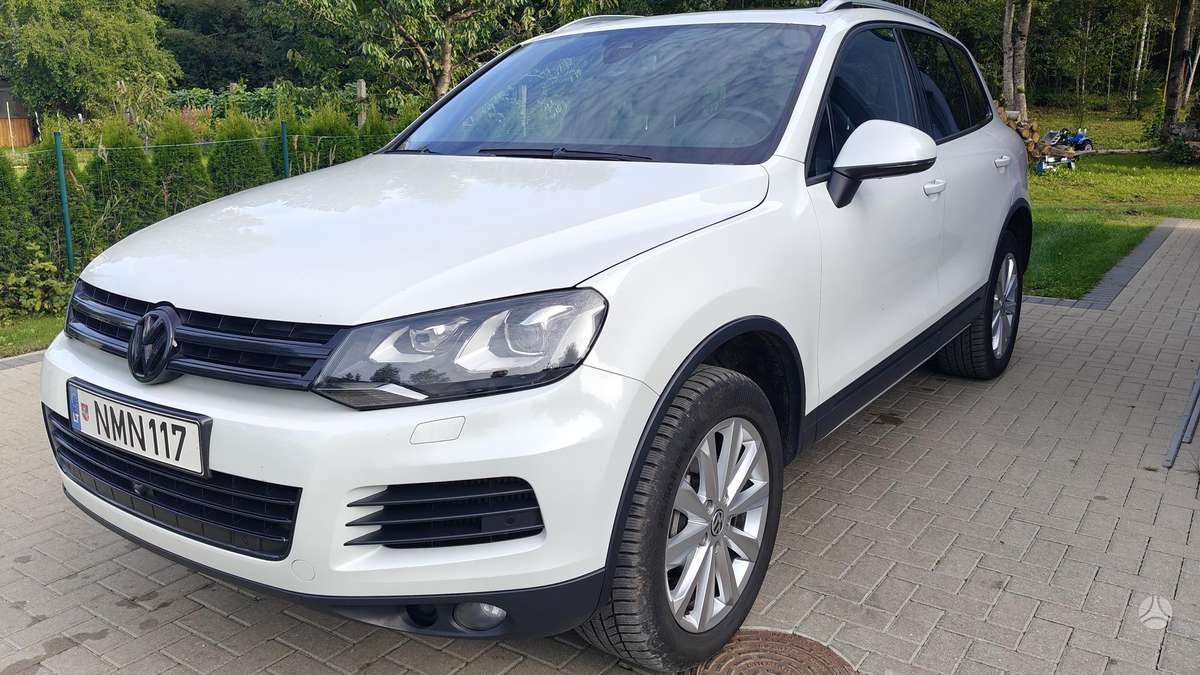 Volkswagen Touareg - 2