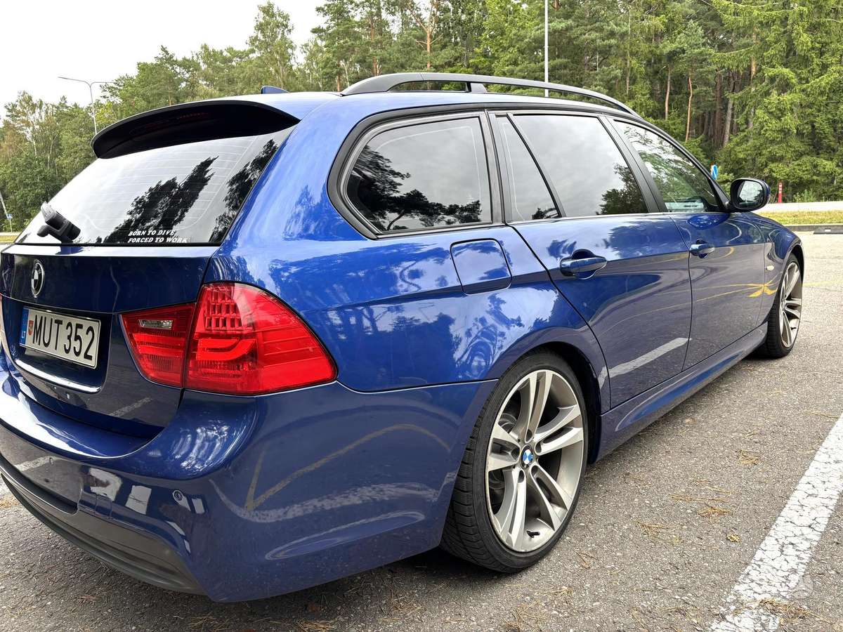 BMW 318, 2.0 l., wagon