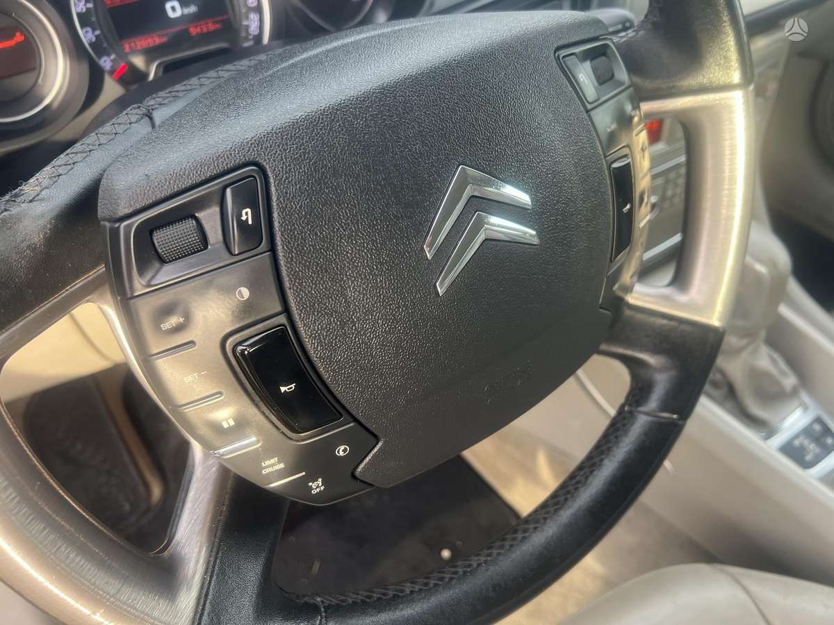 Citroen C5, 2.0 l., Седан