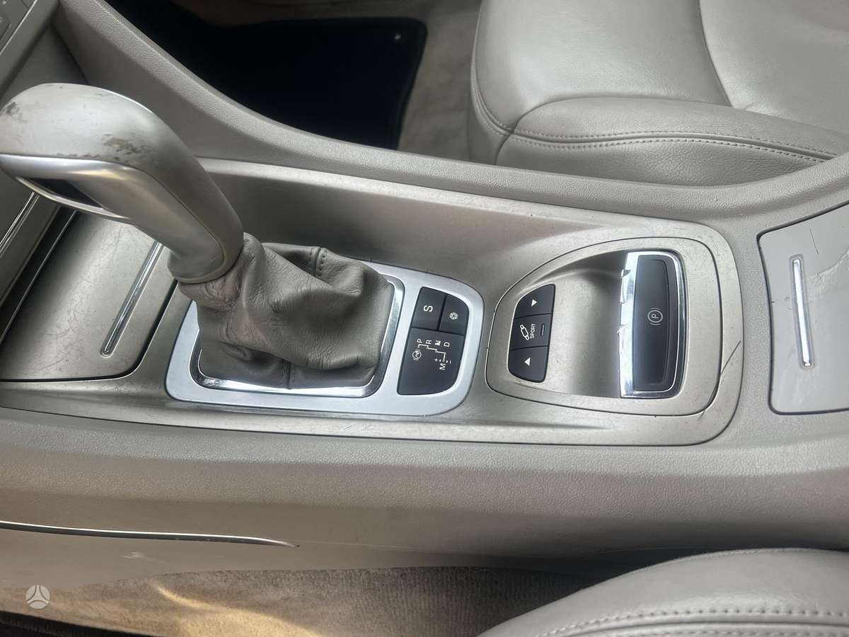 Citroen C5, 2.0 l., Седан