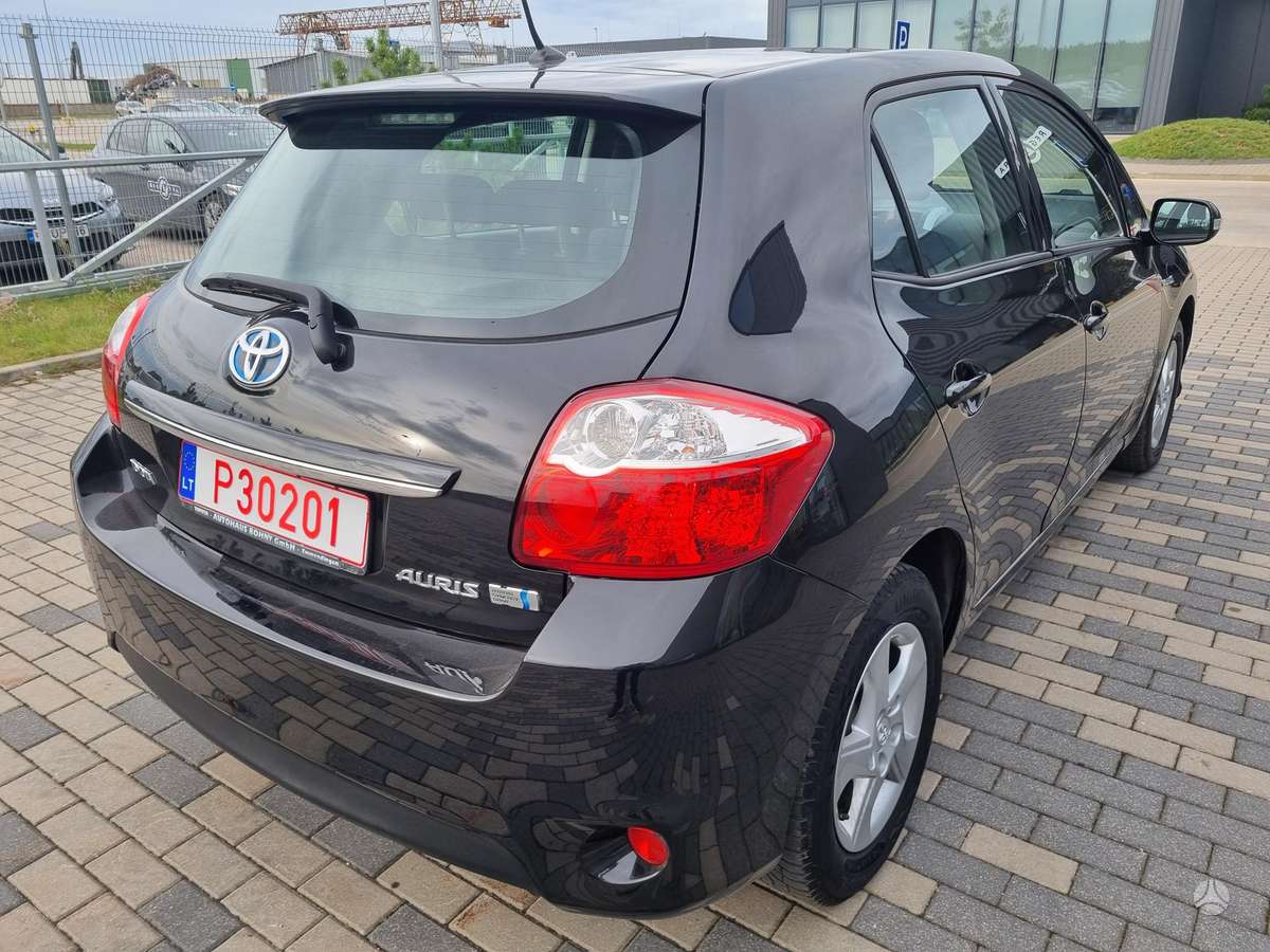 Toyota Auris - 5