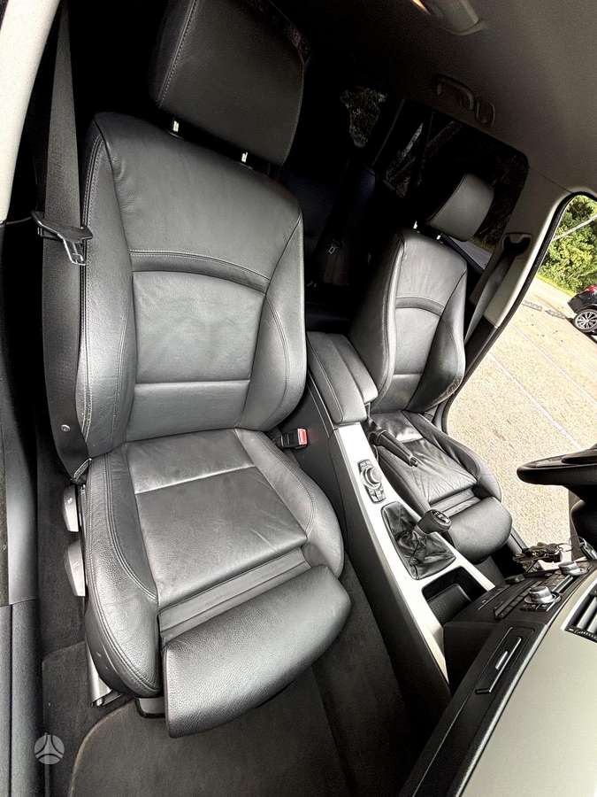 BMW 318, 2.0 l., wagon