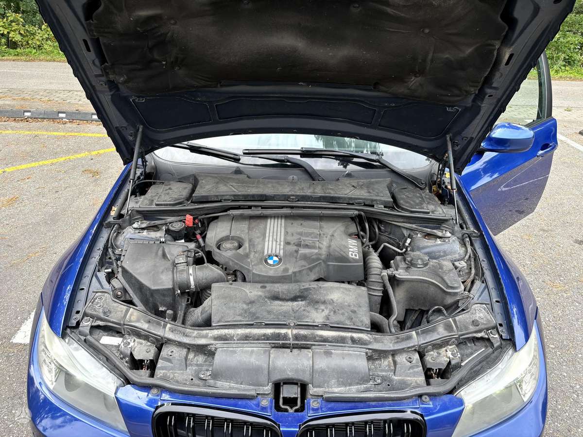 BMW 318, 2.0 l., wagon