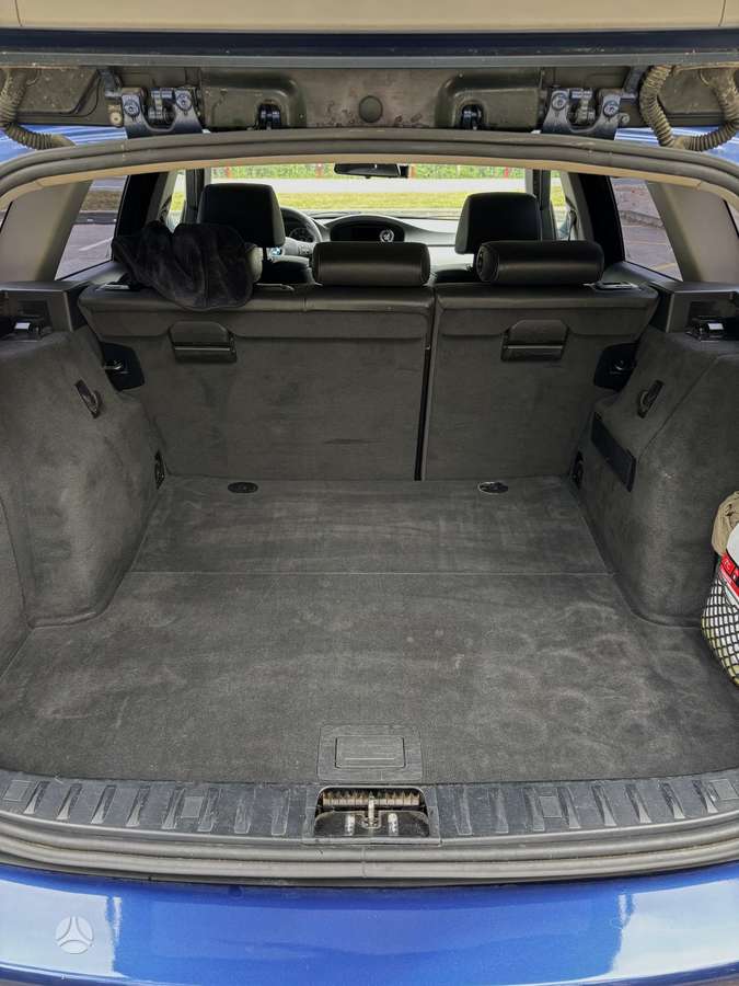 BMW 318, 2.0 l., wagon