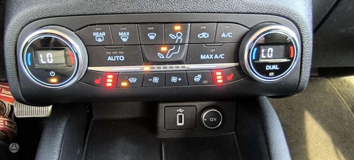 Ford Focus, 1.5 l., hatchback