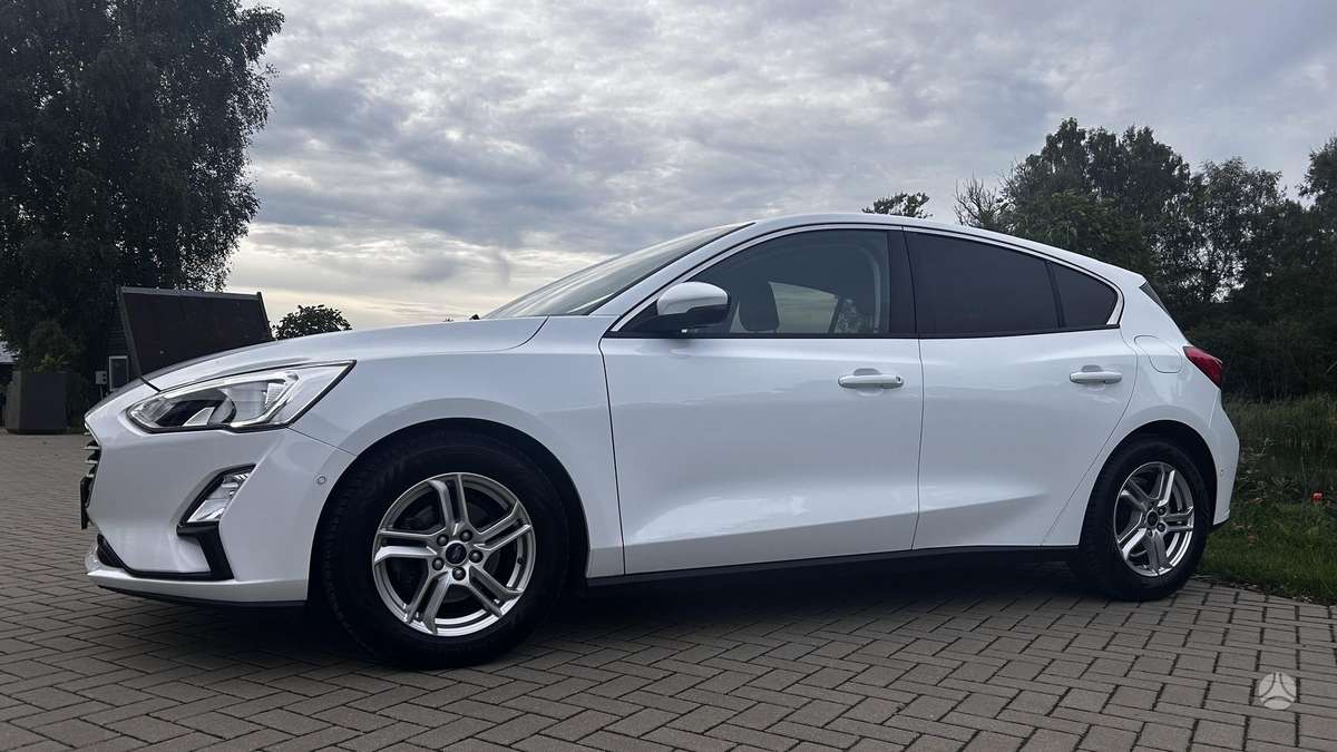 Ford Focus, 1.0 l., hatchback