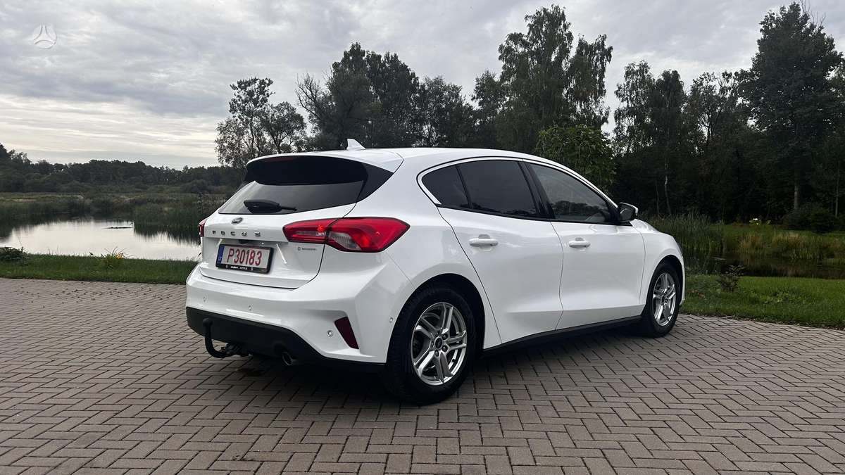 Ford Focus, 1.0 l., Хэтчбек