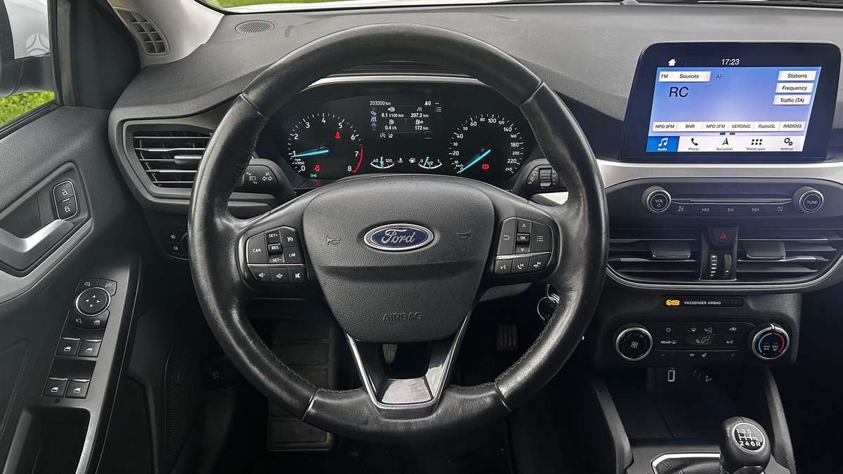 Ford Focus, 1.0 l., hatchback