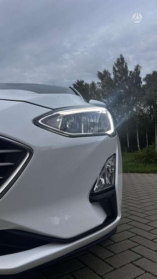 Ford Focus, 1.0 l., hatchback