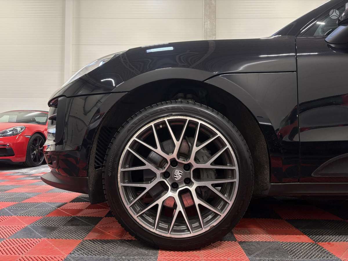 Porsche Macan - 9